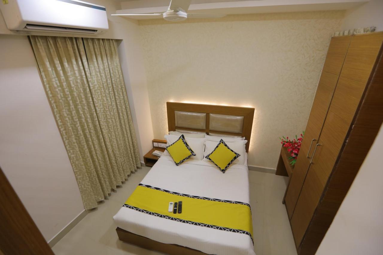 Greens Suite - Business Class Hotel - Opposite Ripon Building 첸나이 외부 사진